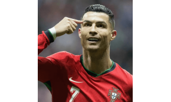 Legende nikad ne stare, Ronaldo nastavlja pisati briljantne priče Legende nikad ne stare, Ronaldo nastavlja pisati briljantne priče