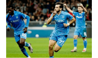 Napoli je prekinuo niz od pet poraza protiv AC Milana 2-0 Napoli je prekinuo niz od pet poraza protiv AC Milana 2-0